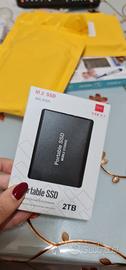 Hard disk esterno 2TB SSD