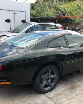 Jaguar xk8 per ricambi