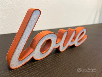Scritta Love stampata in 3D