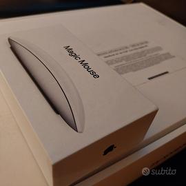 mac book air 13.6 inch 2024 con magic mouse 