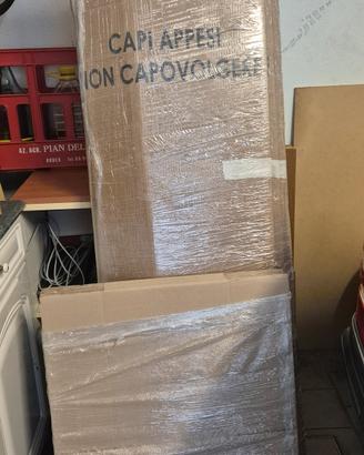 3 scatoloni appendi-abiti + 7 cartoni 40x30x30