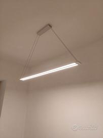 Scrivania-Libreria-Tavolo-Sedie-Lampadari