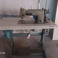 Macchina da cucire Necchi