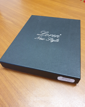 Cornice portafoto sposi con dettagli in argento