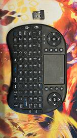 Mini Tastiera Wireless Rii con Touchpad