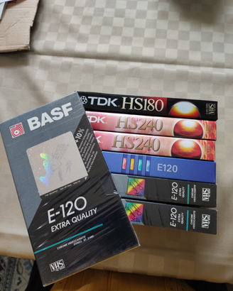 LOTTO 11 FILM VIDEOCASSETTE VHS - Musica e Film In vendita a Torino