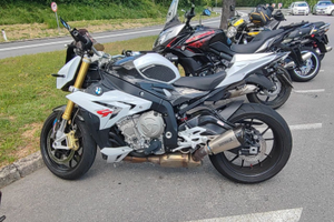 Bmw s1000r
