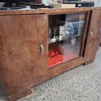 Mobile antico in legno, radica