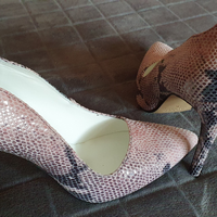 Scarpe pitonate alcantara