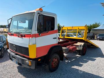 Carroattrezzi Mercedes 809 scarrabile
