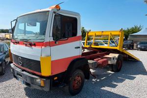 Carroattrezzi Mercedes 809 scarrabile