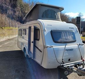 Caravan Eriba Feeling 425 con tetto sollevabile