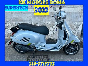 Piaggio Vespa 300 GTS hpe SUPERTECH -2023