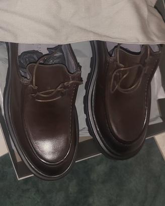 Mocassini 43 trattabile.