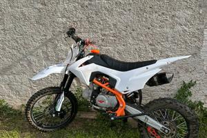 Pit bike 125