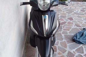 BEVERLY PIAGGIO 300 i.e.