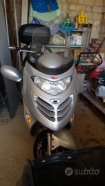 Scooter KYMCO GRAN DINK 150