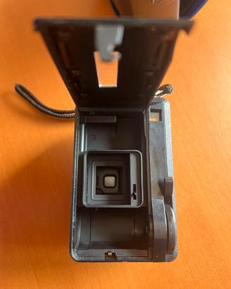 Kodak Instamatic 77X con custodia origin