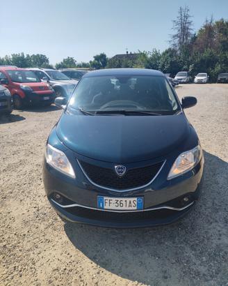 Lancia Ypsilon 1.2 69 CV 5 porte GPL Ecochic Silve