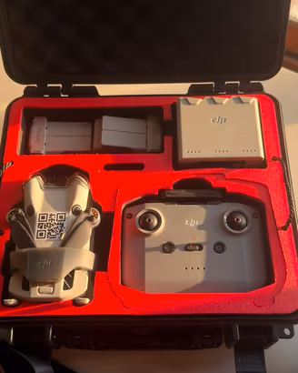 DJI Mini 4 Pro Combo + DJI Care Refresh + kit