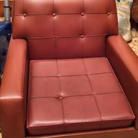 Poltrona letto finta pelle marrone