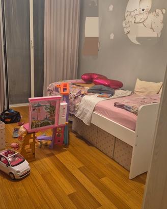 armadio e letto singolo