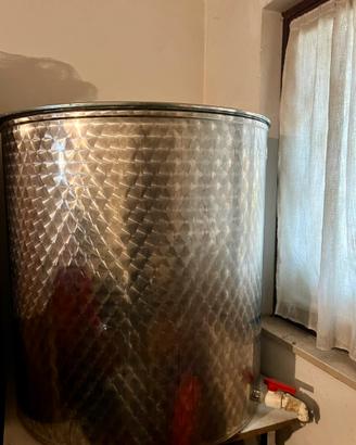 Cisterna INOX alimentare CORDIVARI 700 litri
