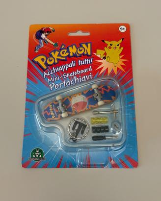 pokemon mini skateboard portachiavi vintage nuovo
