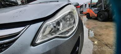 OPEL CORSA 2012 - FARO ANTERIORE SINISTRO