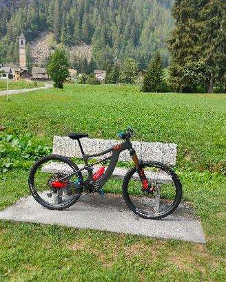 E-bike BH Xtep Linx Pro 720 Wh Carbonio.