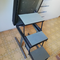 Sgabello, sedia in pelle trasformabile in scaletta