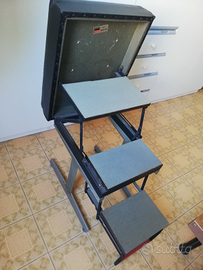 Sgabello, sedia in pelle trasformabile in scaletta