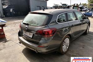 Opel astra j sports tourer p10 160cv - ricambi