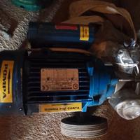 Pompa da cantina e torchio