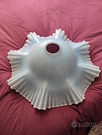 Lampadario vetro merlettato azzurro