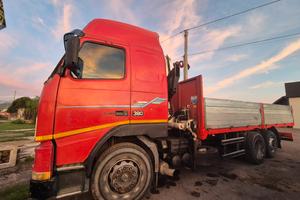VOLVO 3 ASSI CON GRU BONFIGLIOLI 15000LS3 