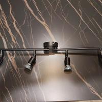 Lampadario da soffitto orientabile 