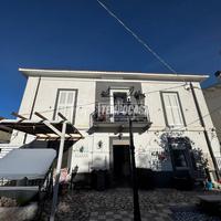 Casa indipendente a Tollo 6 locali