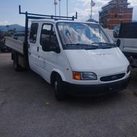 Ford transit doppia cabina