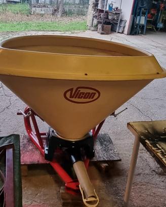 Spandiconcime Vicom con distributore di precisione