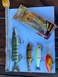 Lotto esche bass/Luccio