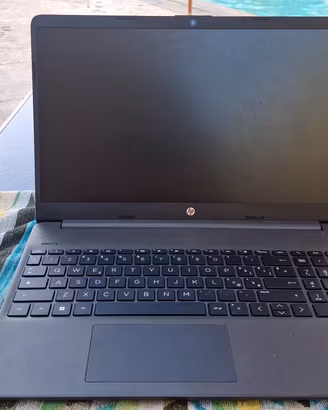 Laptop HP 15s-fq2110nl