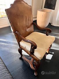 Sedie trono  pelle antiche