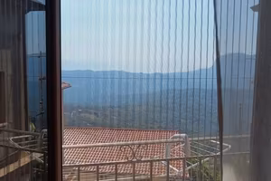 Appartamento su due piani Montano Antilia