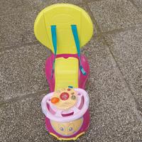 Machina cavalcabile con suoni e musica 