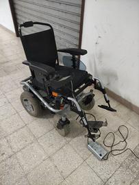 Carrozzina elettrica MEYRA SMART 9.906