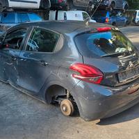 PEUGEOT 208 2017 SOLO PER RICAMBI