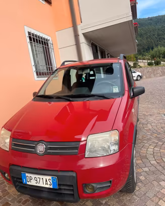 Panda 4x4 rossa anno 2008