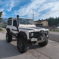 LAND ROVER DEFENDER 90 OMOLOGATO OFF ROAD