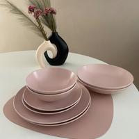 Set piatti e ciotole rosa pallido opaco